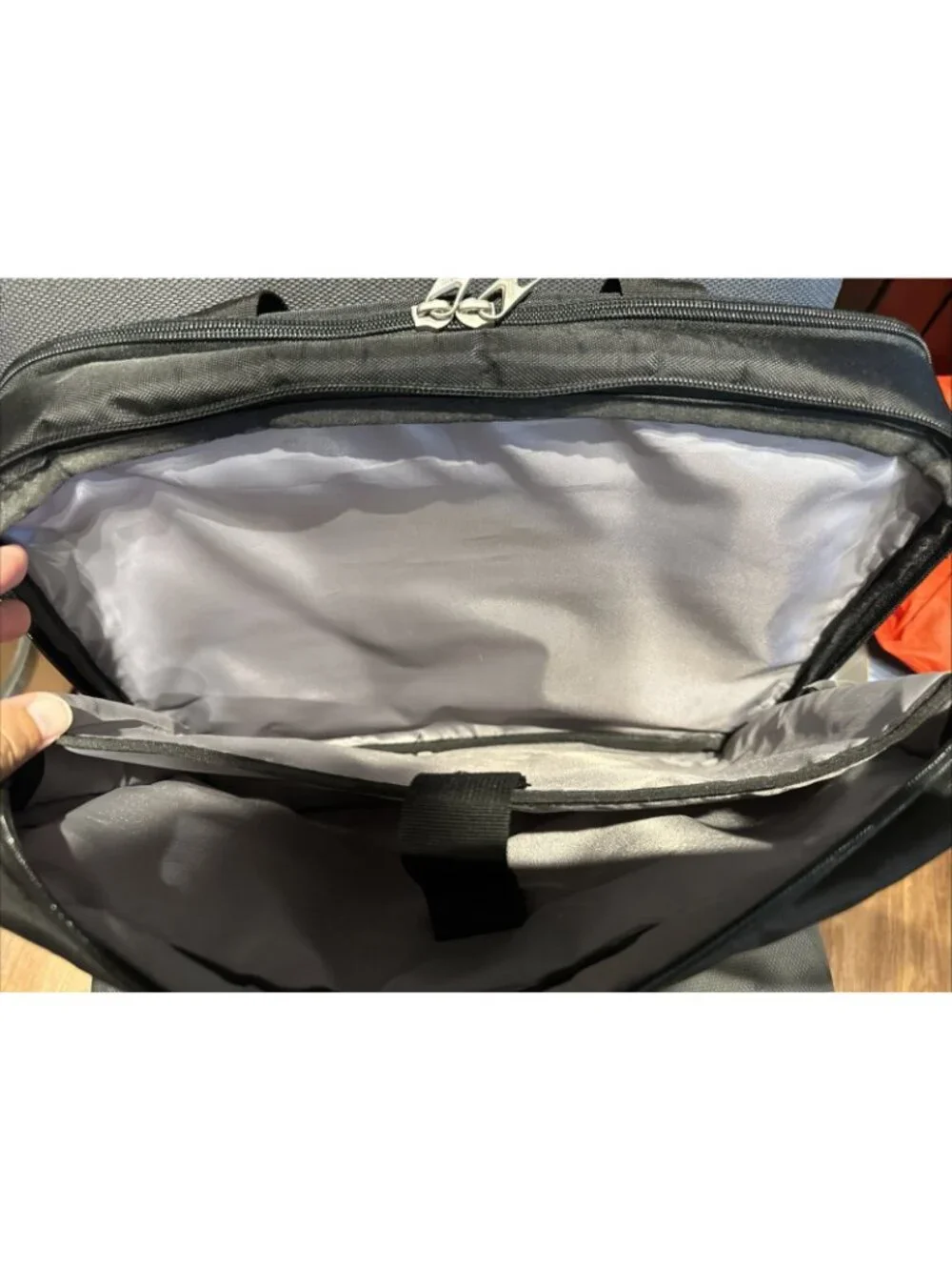 American Tourister Laptop Bag Zip Work Business Carry On Travel Black 17